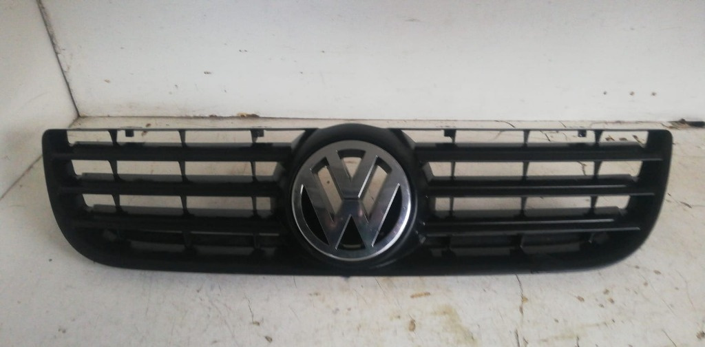 Grila faruri VW Polo 9N facelift (M00045)