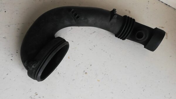 Furtun admisie BMW E60