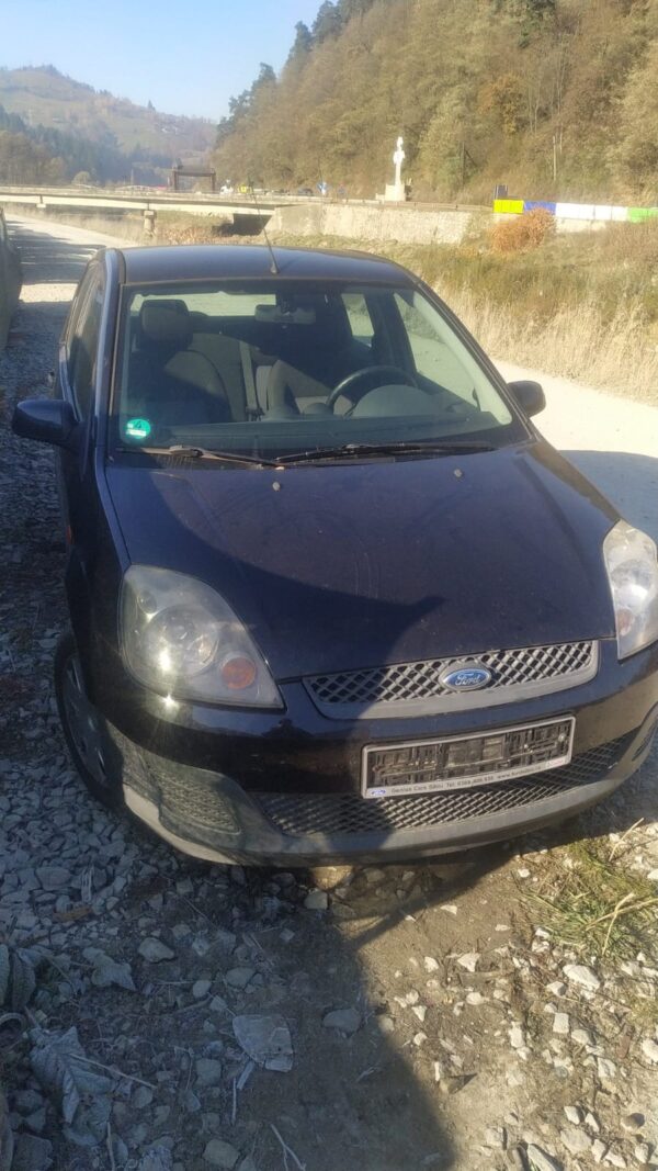 Dezmembrez Ford Fiesta