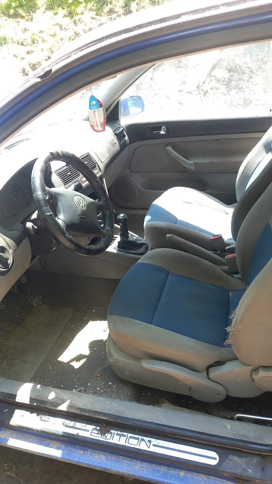 Dezmembram VW Golf 4 1.4 AXP 2001 - imagine 4
