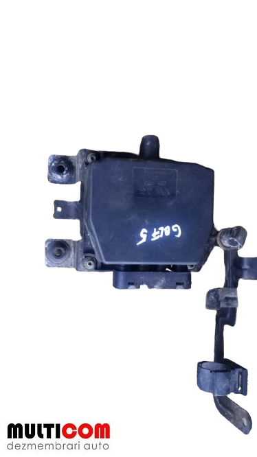 Distribuitor vaccum VW Golf 5