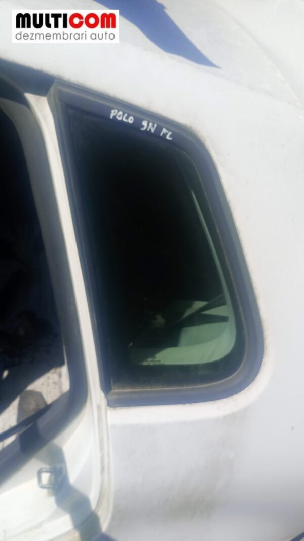 Geam mic stanga spate VW Polo 9N facelift