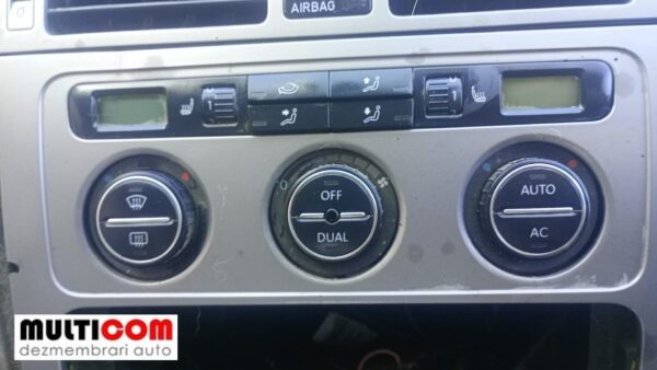 Climatronic VW Touran cu incalzire in scaune
