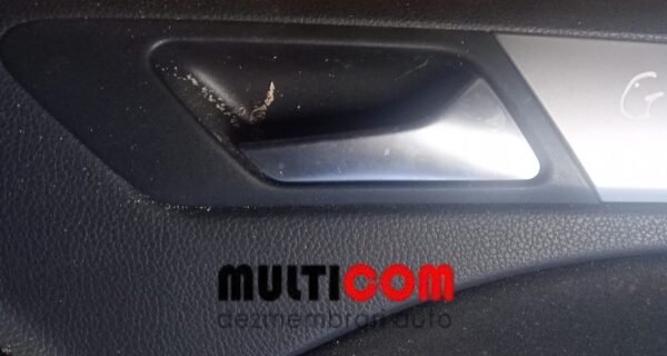 Clapeta usa interior dreapta spate VW Golf 6