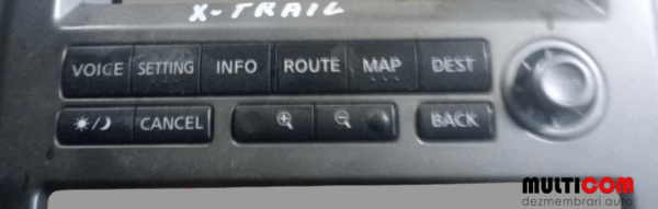 Consola navigatie Nissan X-Trail