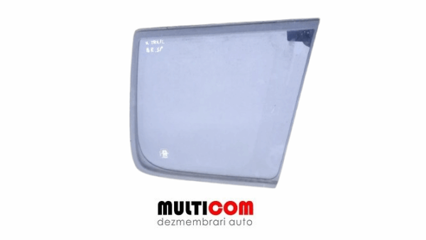 Geam dreapta spate Nissan X-Trail fumuriu (de pe caroserie)