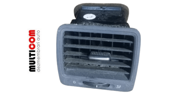 Grila ventilatie laterale VW Golf 5