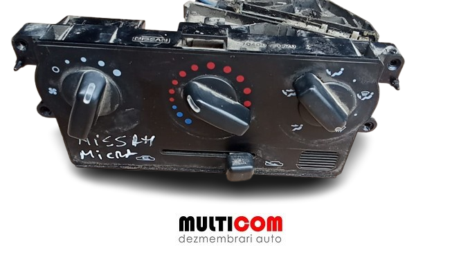 Butoane căldură Nissan Micra