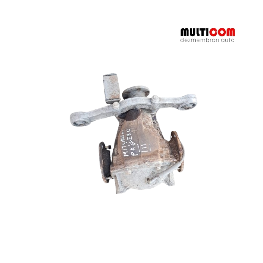 Grup spate Mitsubishi Pajero 3