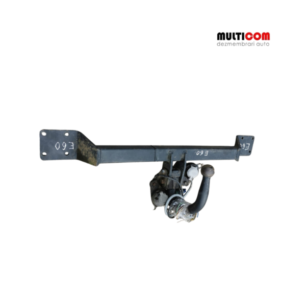 Cârlig remorcare BMW E60 seria 5 2006